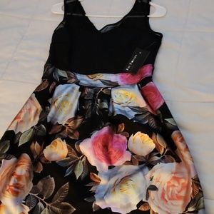 En Focus Studios Formal Dress